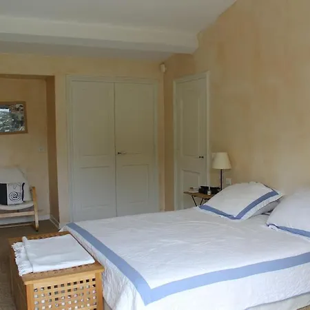 De Plein Pied Pour 8 Personnes A Gassin